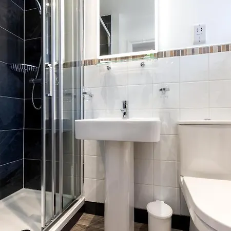 Отель The Britannia 3*