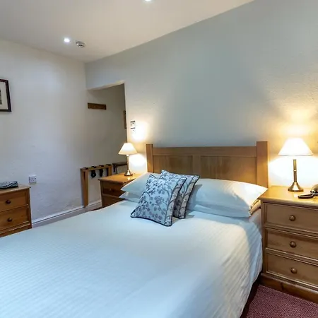 The Britannia Элтеруотер